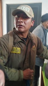 policía